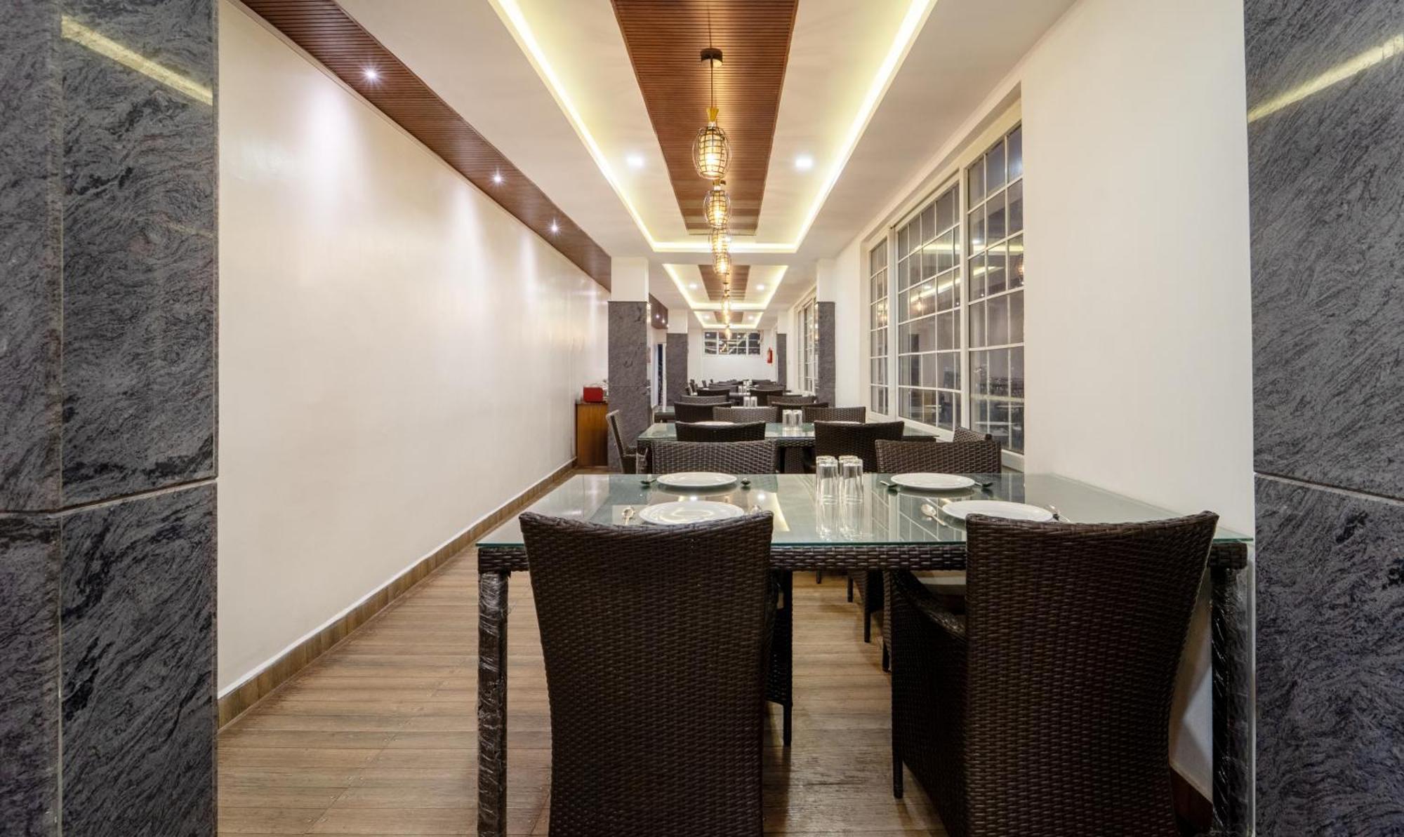 Treebo Skydale Premium Suites, 1500 Mtrs From Ooty Lake ภายนอก รูปภาพ