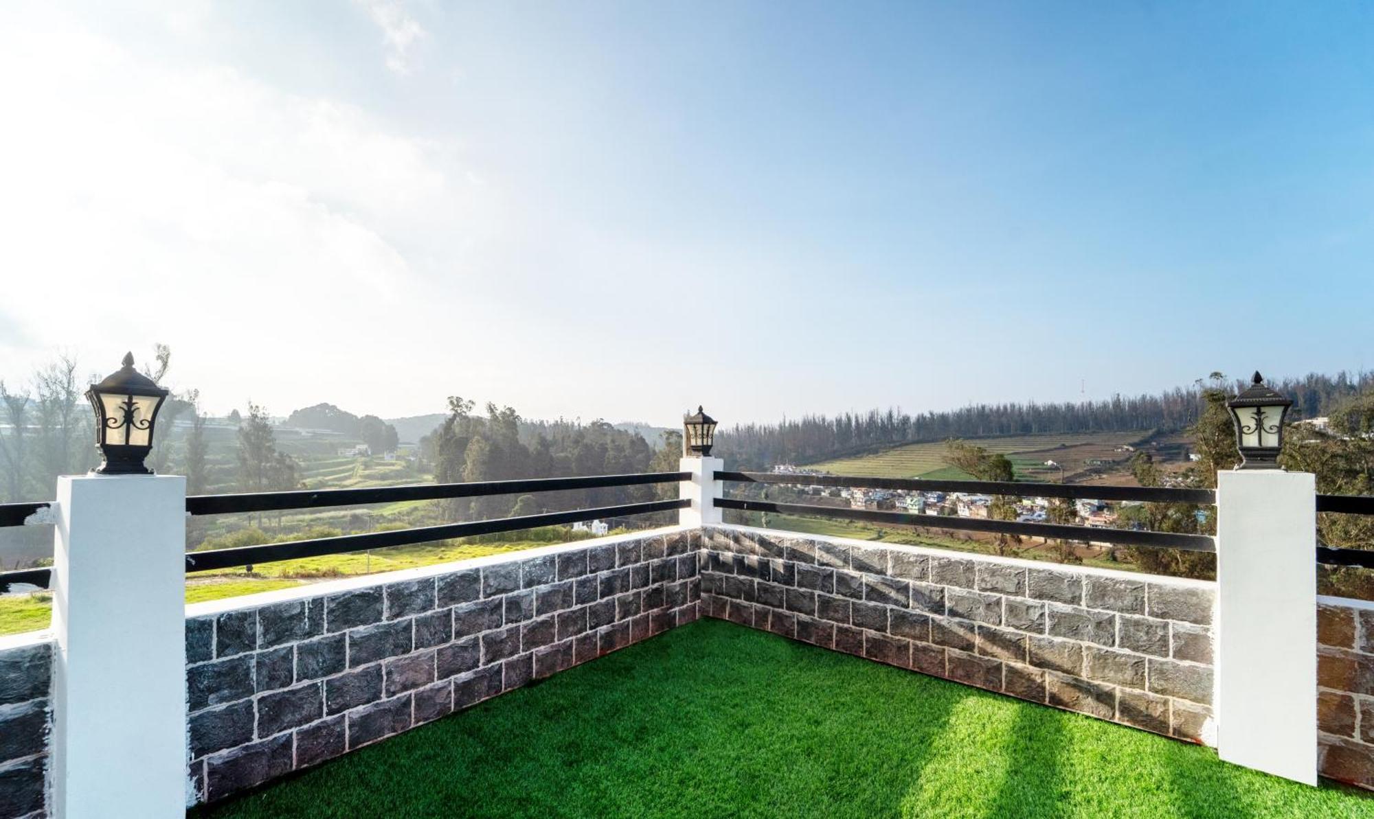 Treebo Skydale Premium Suites, 1500 Mtrs From Ooty Lake ภายนอก รูปภาพ